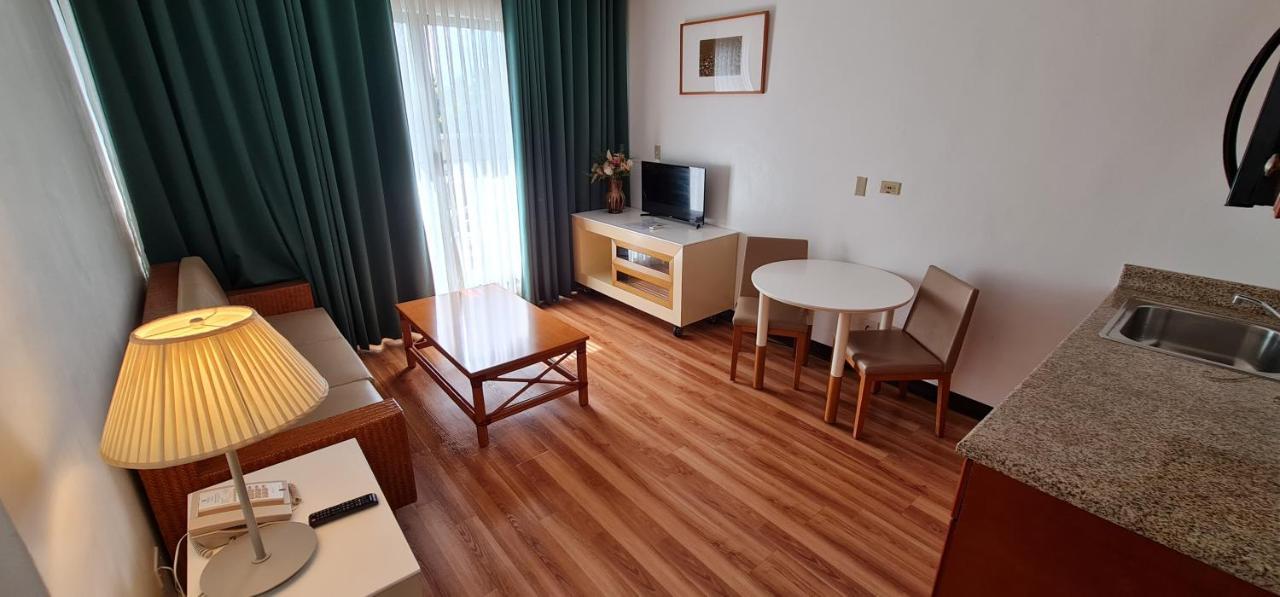 Surestay By Best Western Guam Airport Barrigada Exterior foto